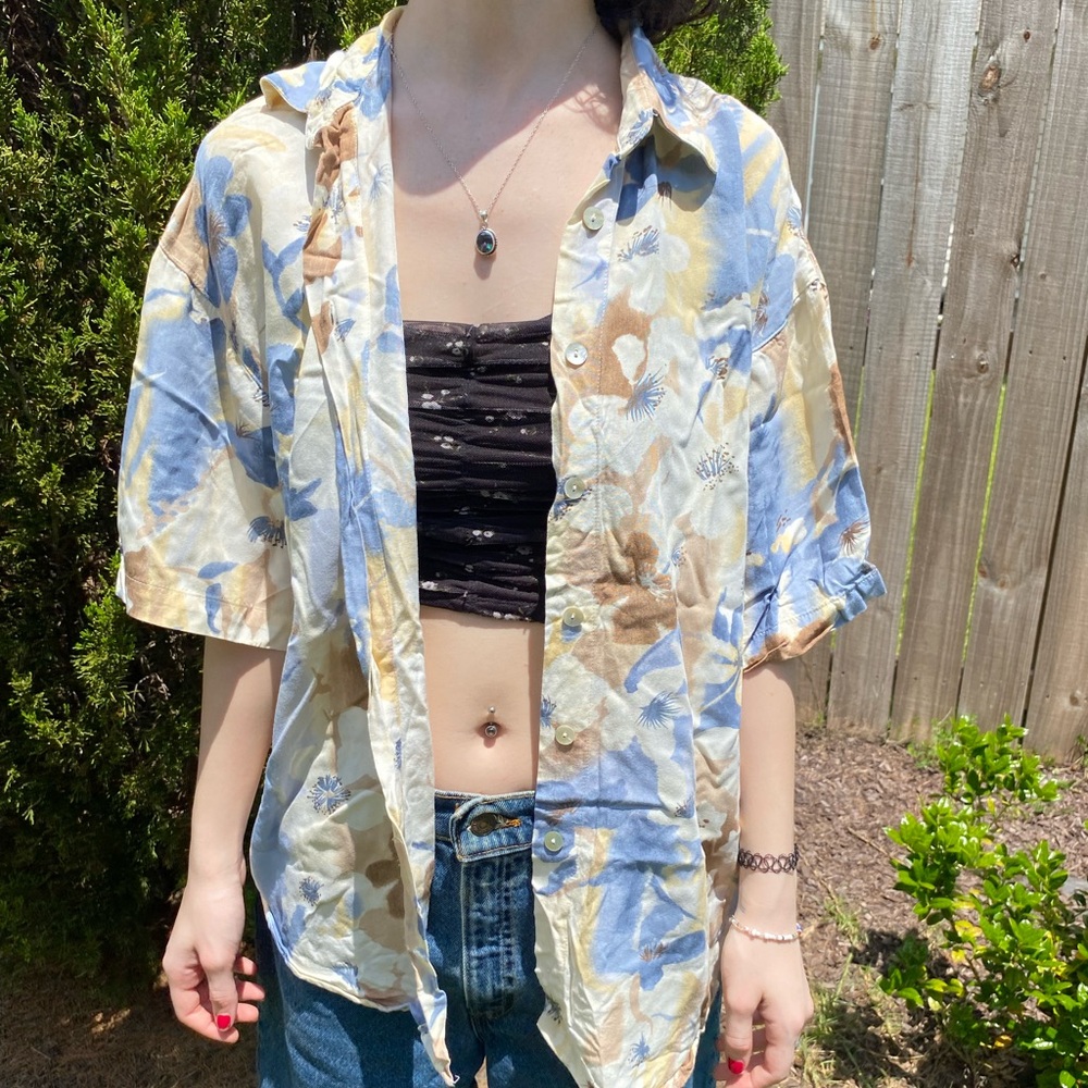 Vintage Lemon Grass Plus Size Neutral Tone Watercolor Button Up Short Sleeve Top